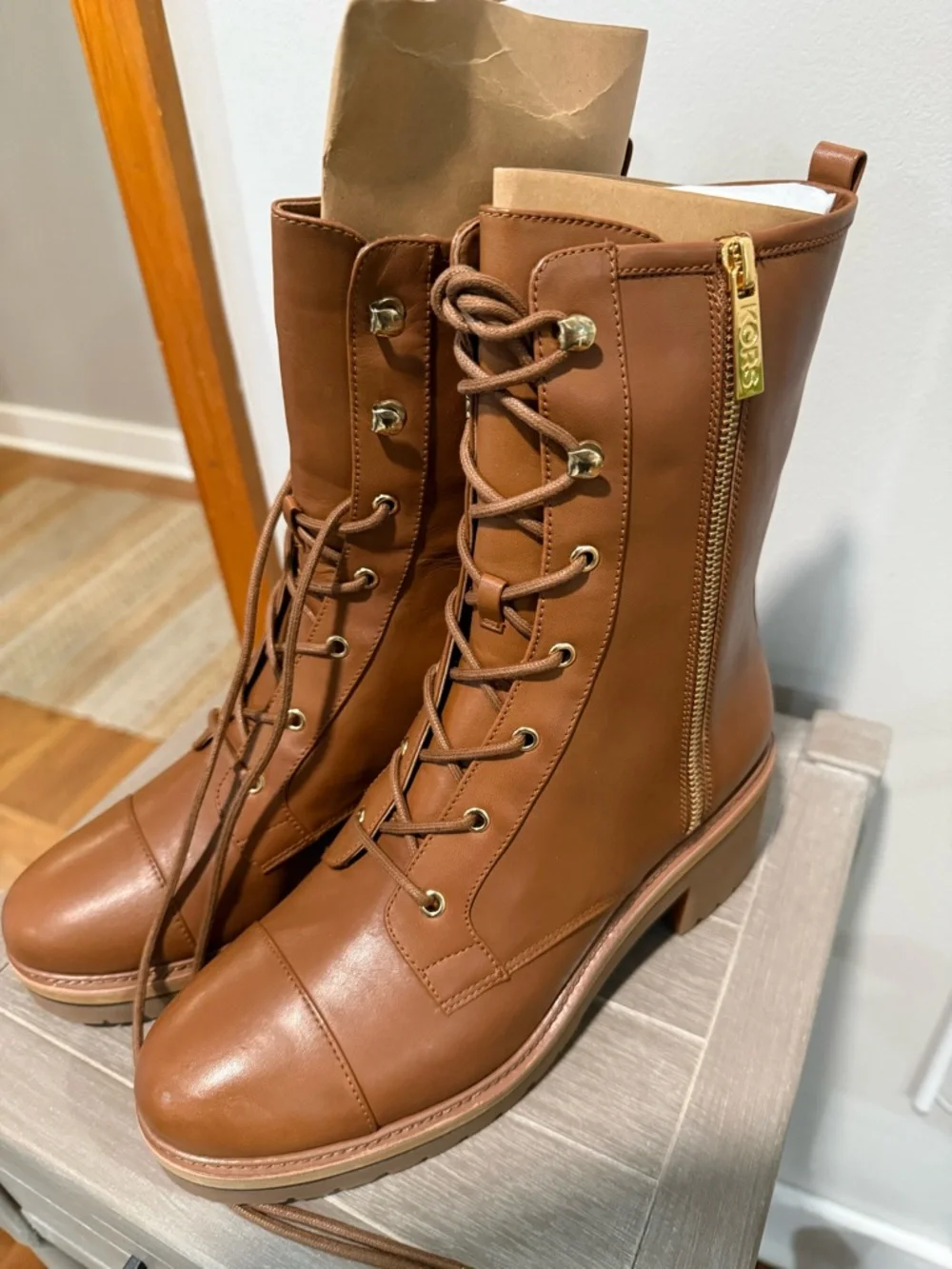 Michael Kors Luggage Brown Leather Lace-Up Ankle Boots - Picture 4 of 6